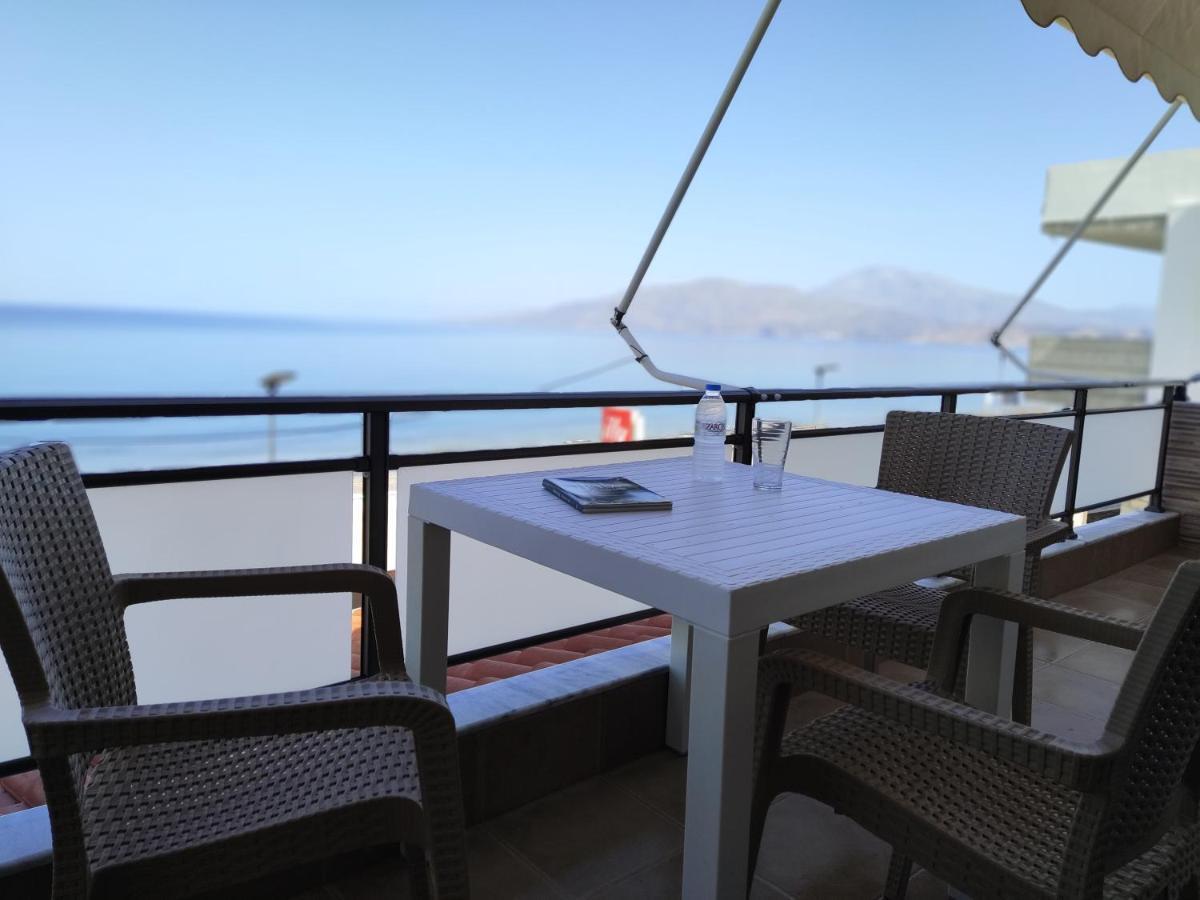 Villa Golden Ammos Sea View Каламаки Экстерьер фото