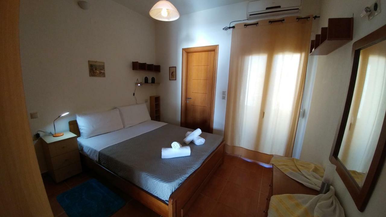 Villa Golden Ammos Sea View Каламаки Экстерьер фото